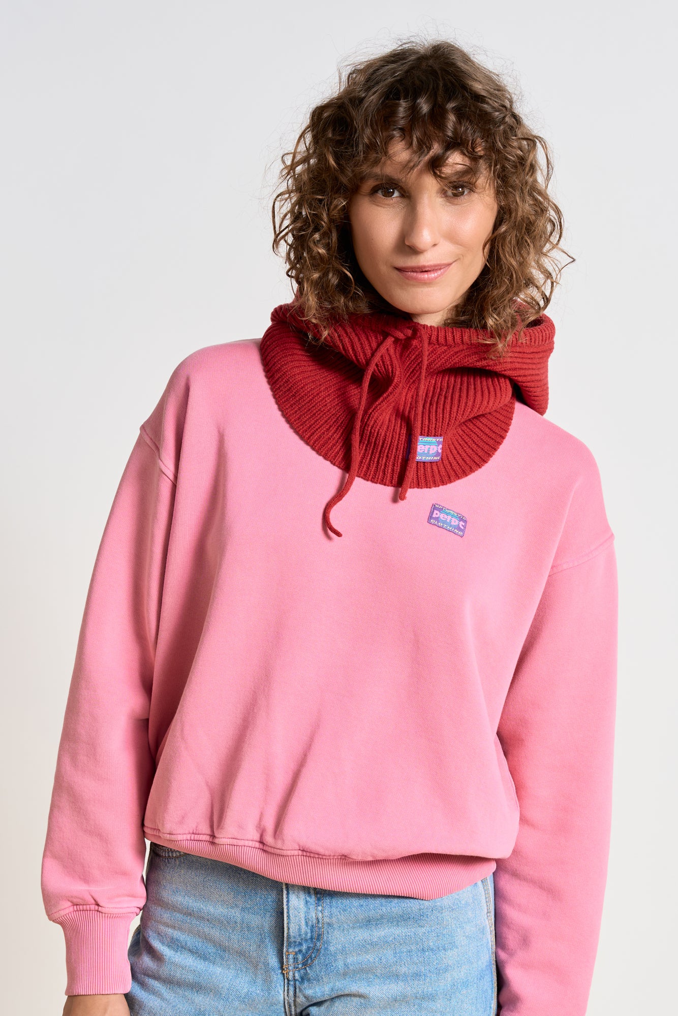 Capuche Billie rouge